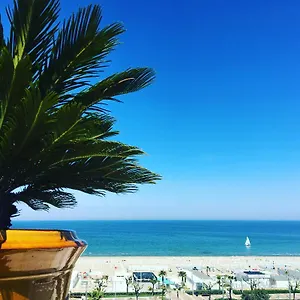 Select & - Riccione